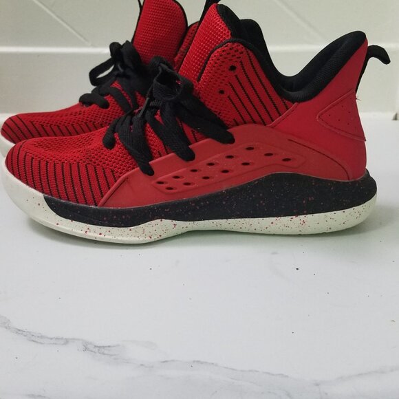 GEERS by Dream Seek Athletic Shoes - Picture 2 of 7